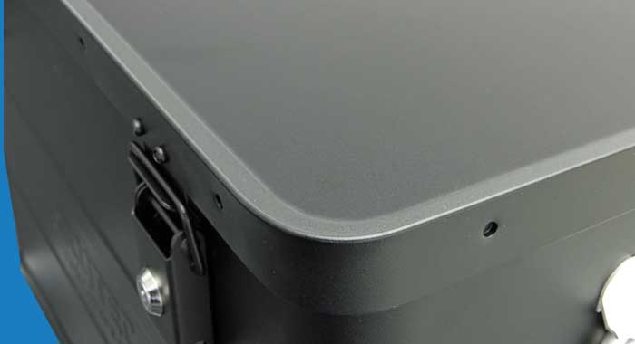 Frame overhang on the lid Classic Black