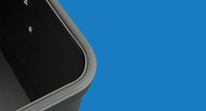 Replaceable, durable rubber seal Classic Black