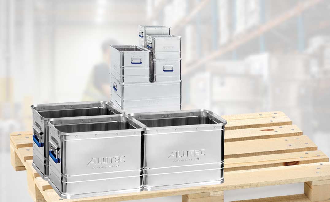 ALUTEC LOGIC Stapelboxen auf Europalette